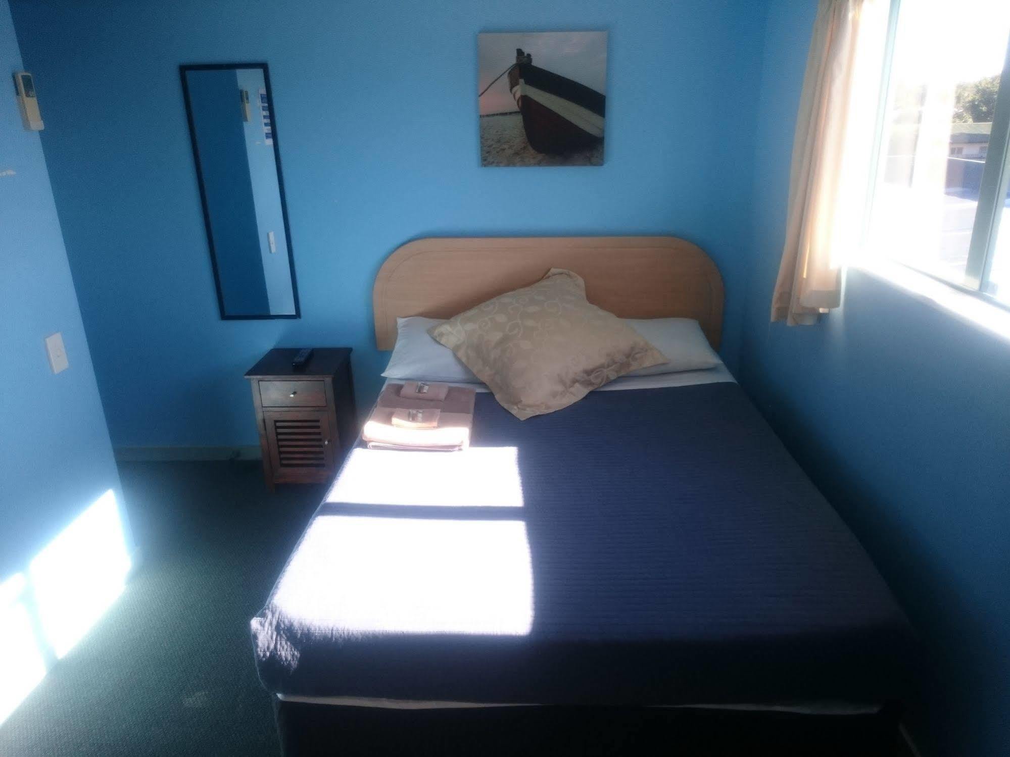 Microtel Lodge Hamilton Extérieur photo