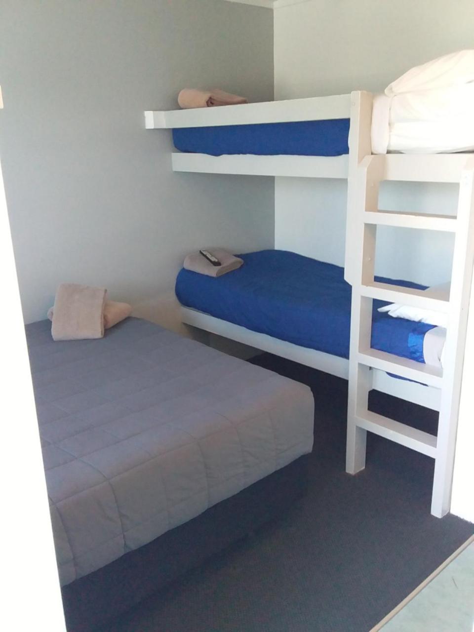 Microtel Lodge Hamilton Extérieur photo